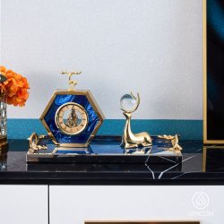 Alternative view of Đồng Hồ Để Bàn Hươu Vàng SCM0136