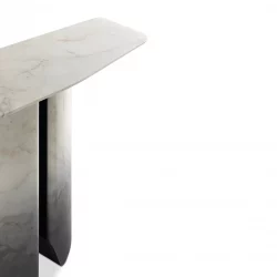 Alternative view of Dalston console