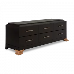 Alternative view of In Vogue