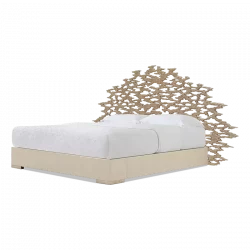 Alternative view of La Flamme