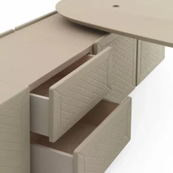 Alternative view of President writing-desk