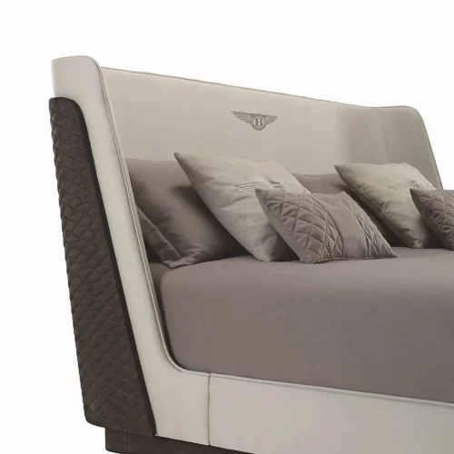 Alternative view of Richmond bed