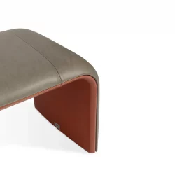 Alternative view of Ridley bench