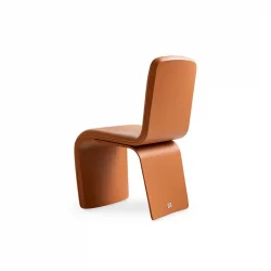 Alternative view of Ridley chair