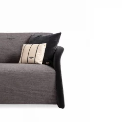 Alternative view of Swan sofa