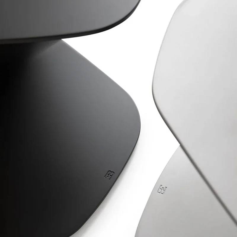 Type_11 side table