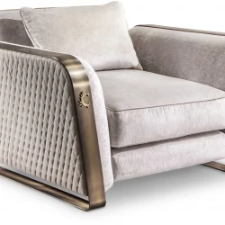 Alternative view of Voyage