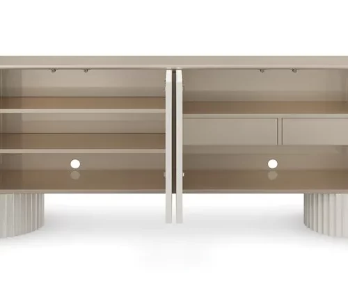 Alternative view of Corinthian