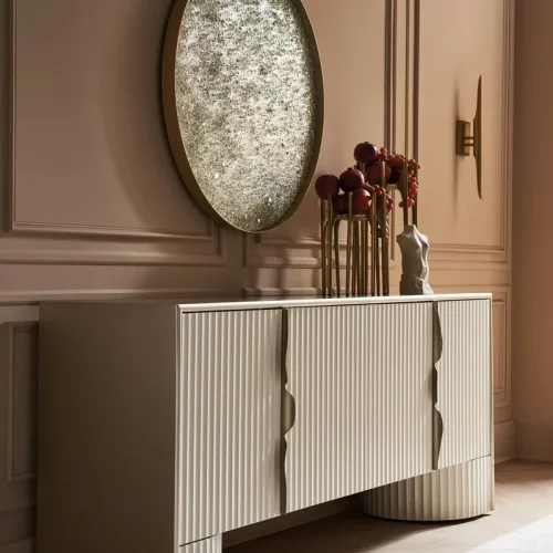 Alternative view of Fancy Me