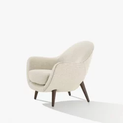 Alternative view of MAD QUEEN