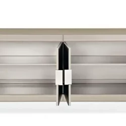 Alternative view of Media Mogul