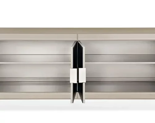 Alternative view of Media Mogul